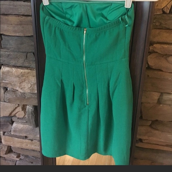 Lulu's strapless green dress size small - Picture 2 of 2
